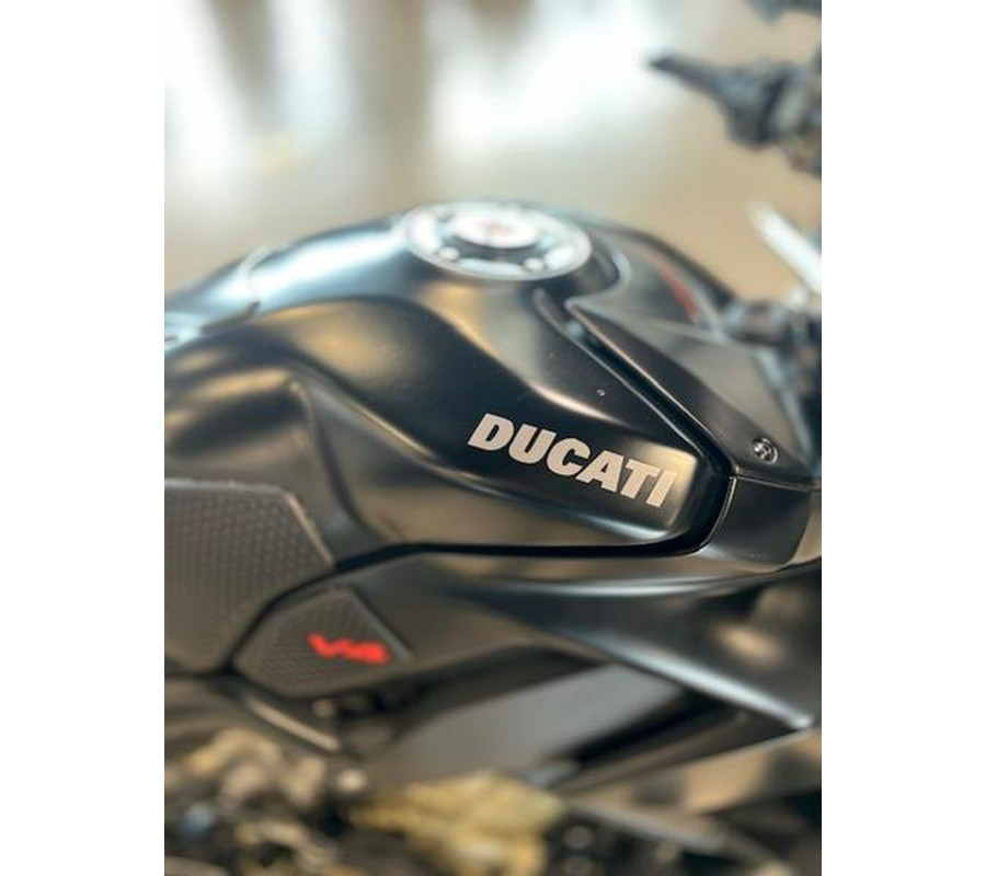 2022 Ducati Streetfighter V4 S Dark Stealth