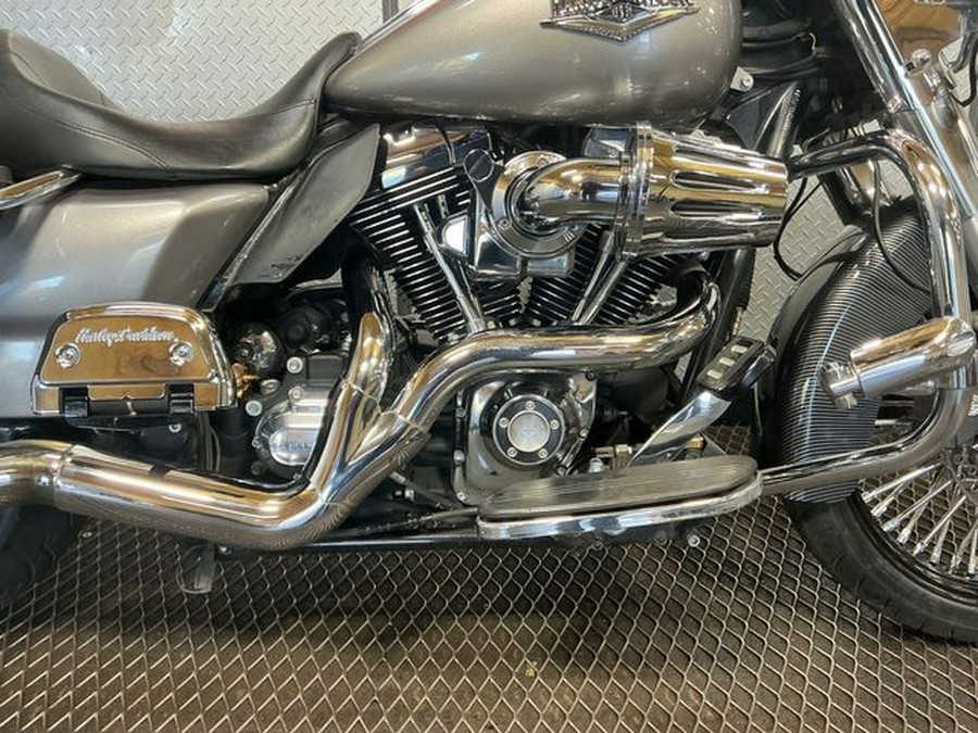 2016 Harley-Davidson Road King Base