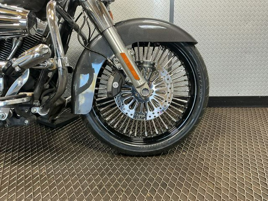 2016 Harley-Davidson Road King Base