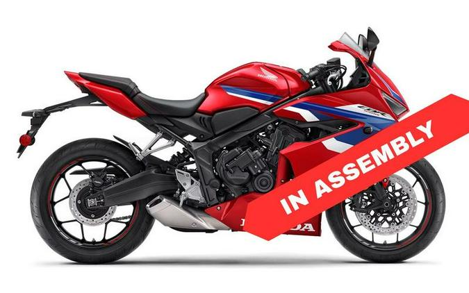 2026 Honda® CBR650R E-Clutch