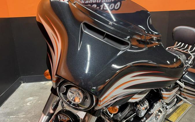 2017 Harley-Davidson Street Glide FLHXS - Special
