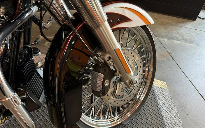 2017 Harley-Davidson Street Glide FLHXS - Special