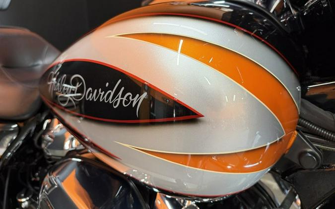 2017 Harley-Davidson Street Glide FLHXS - Special