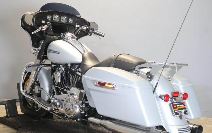 2023 Harley-Davidson Street Glide FLHX