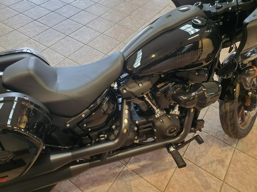 2024 Harley-Davidson Low Rider ST Vivid Black - Black Finish