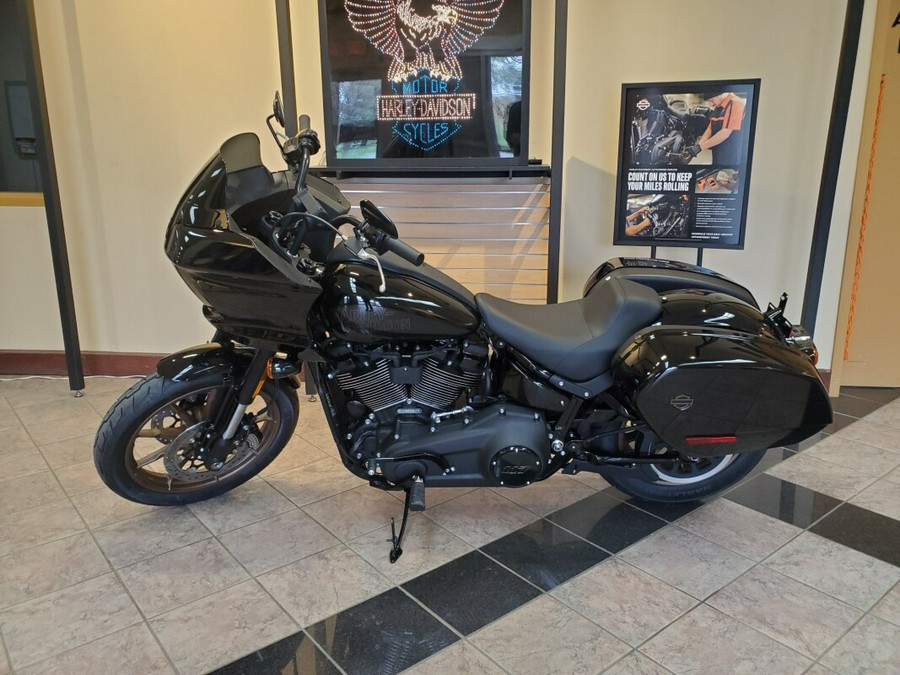 2024 Harley-Davidson Low Rider ST Vivid Black - Black Finish