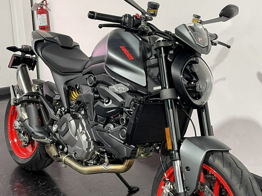 2024 Ducati Monster Plus