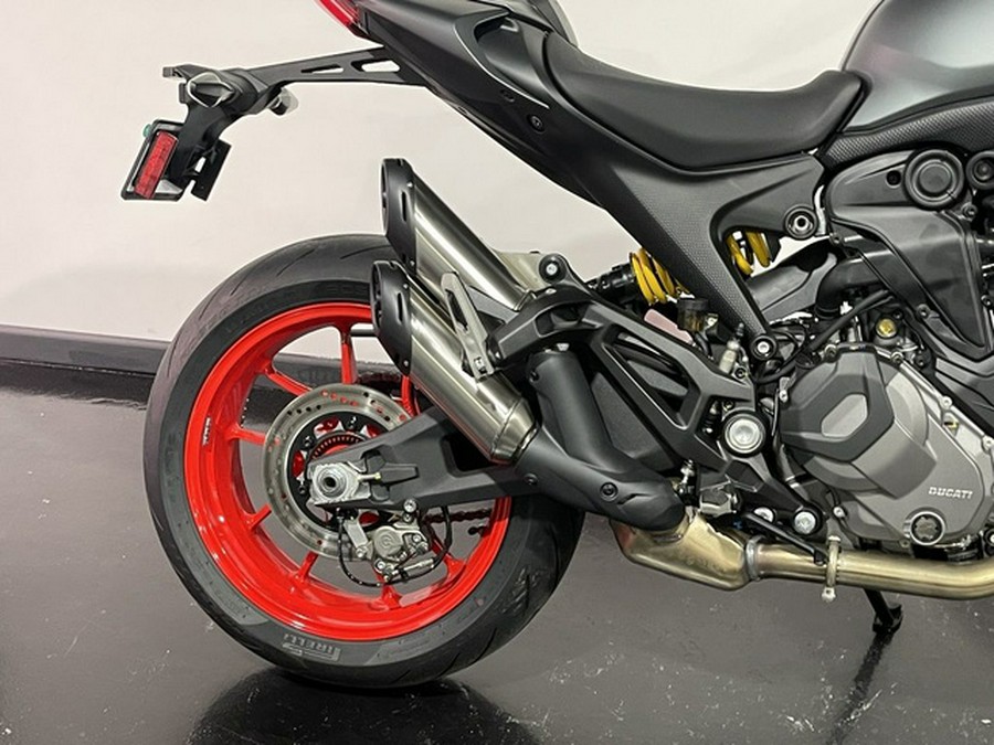 2024 Ducati Monster Plus