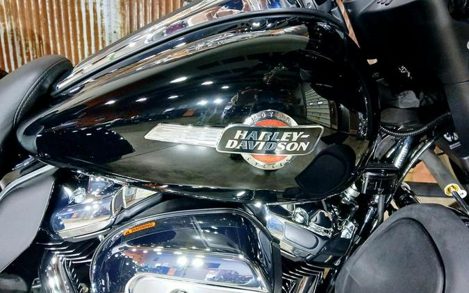 2025 Harley-Davidson® FLHTCUTG - Tri Glide® Ultra