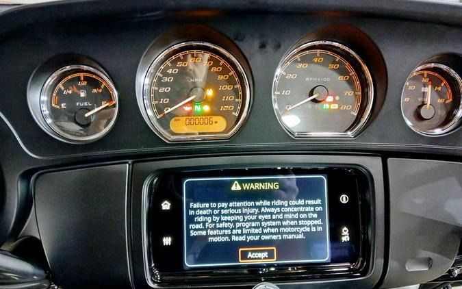 2025 Harley-Davidson® FLHTCUTG - Tri Glide® Ultra