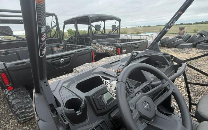 2026 Can-Am Defender DPS HD9