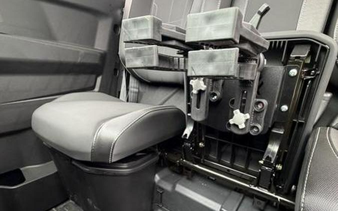 2026 Can-Am® Defender Limited HD11 Desert Tan & Carbon Black