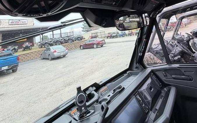 2026 Can-Am® Defender Limited HD11 Desert Tan & Carbon Black