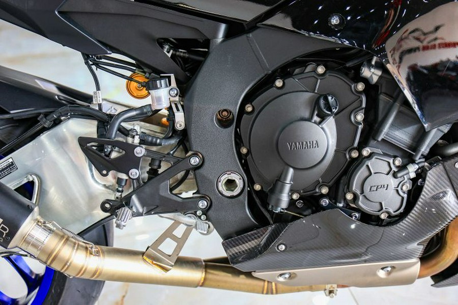 2020 Yamaha YZF-R1M