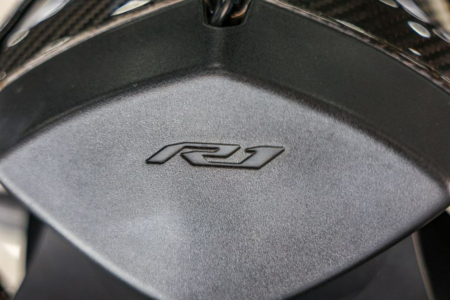 2020 Yamaha YZF-R1M