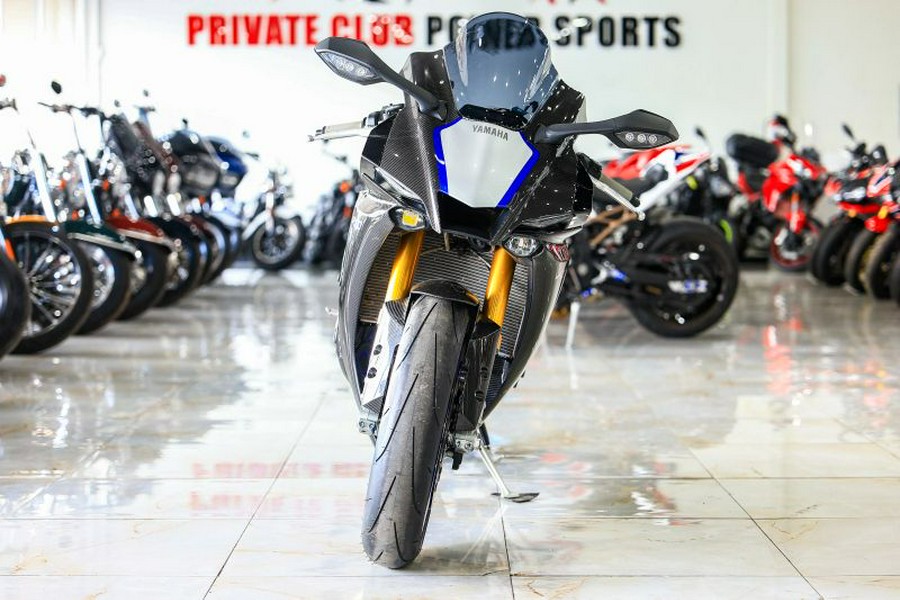2020 Yamaha YZF-R1M