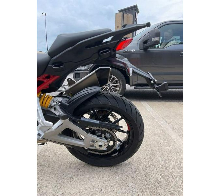 2023 Ducati Multistrada V4S Ducati Red - Alloy Wheels