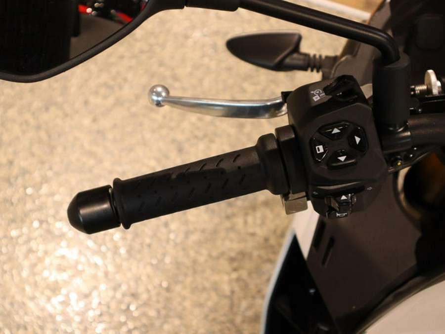 2024 Aprilia® Tuono V4 Factory 1100