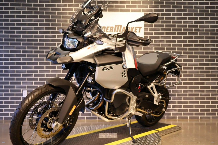 2025 BMW F 900 GS Adventure