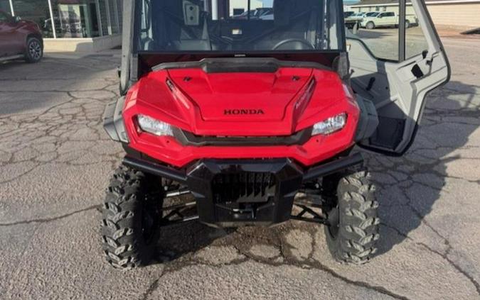 2025 Honda® Pioneer 1000