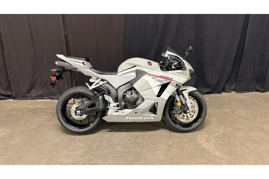 2026 CBR600RR - Honda