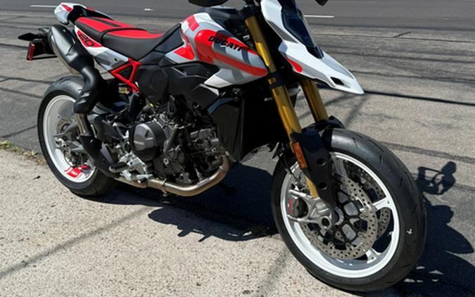 2027 Ducati Hypermotard V2 SP