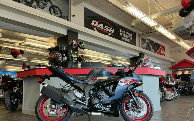 2027 Ninja ZX-6R ABS - Kawasaki
