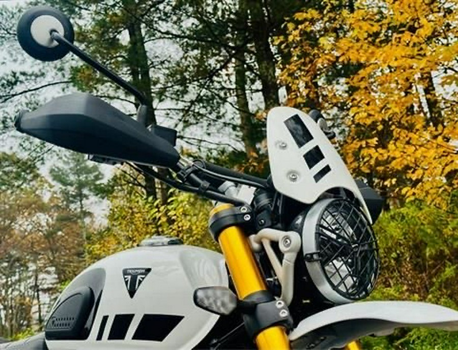2026 Triumph Scrambler 400 XC