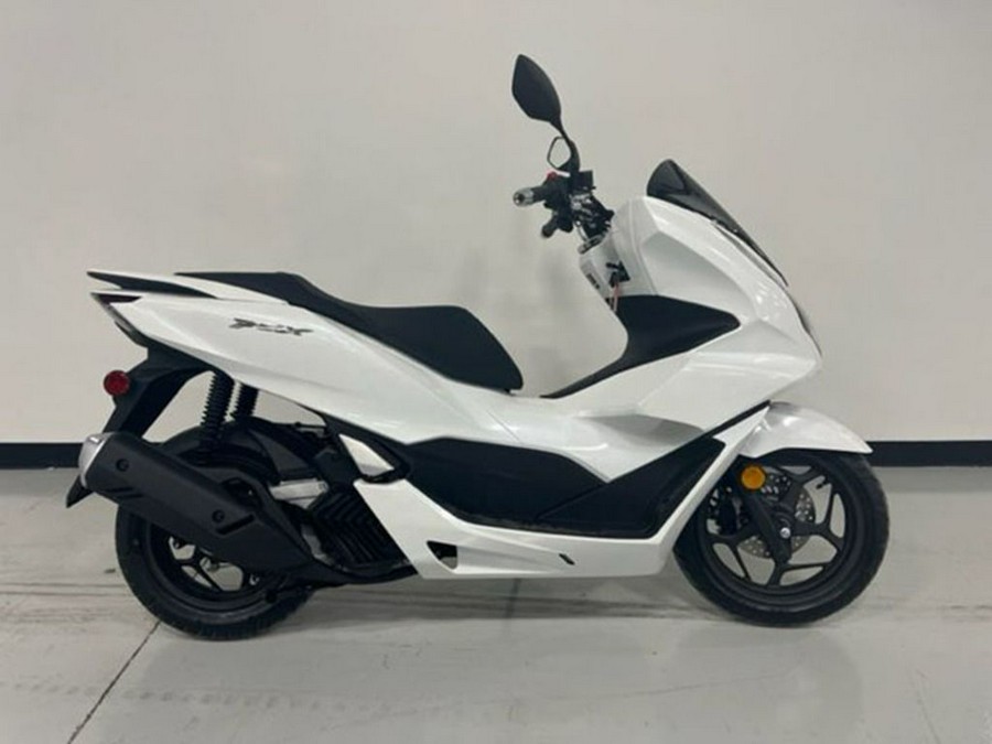 2022 Honda® PCX ABS