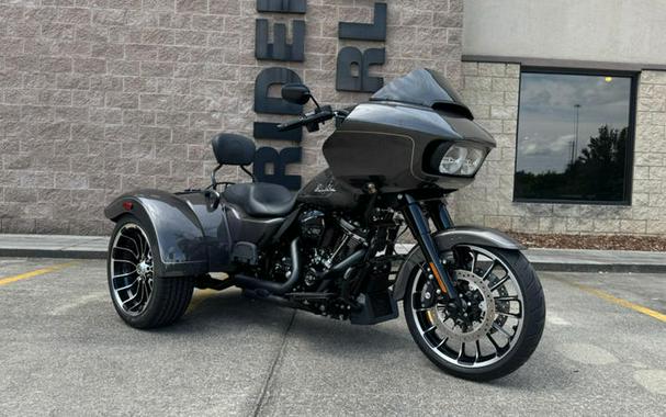 2023 Harley-Davidson® FLTRT - Road Glide® 3