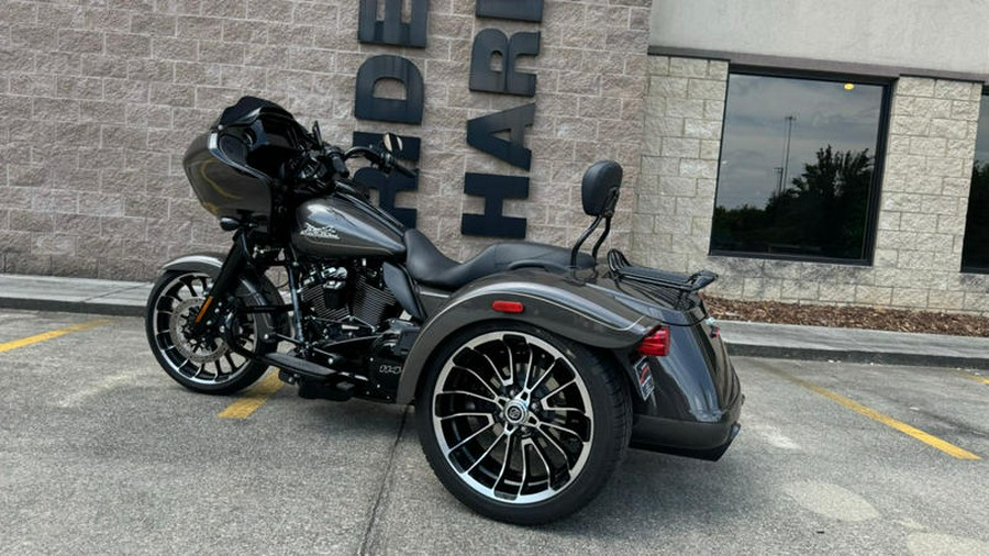 2023 Harley-Davidson® FLTRT - Road Glide® 3