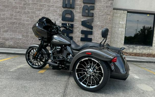 2023 Harley-Davidson® FLTRT - Road Glide® 3