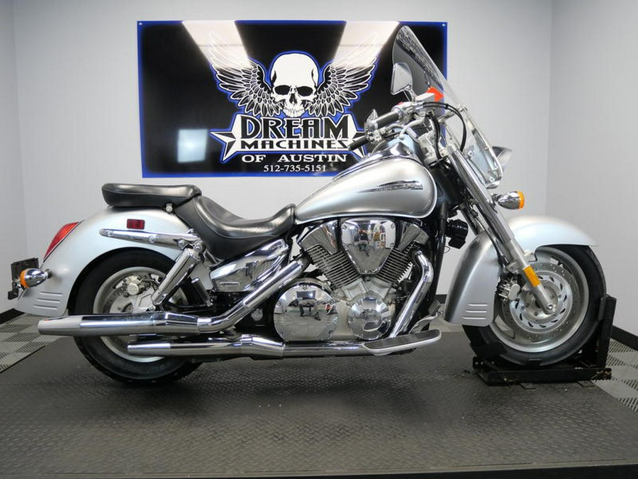 2009 Honda® VTX™ 1300 R