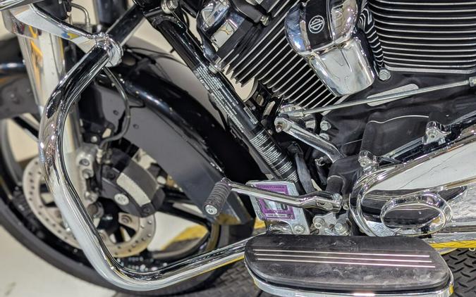 2019 Harley-Davidson® Road Glide® Vivid Black