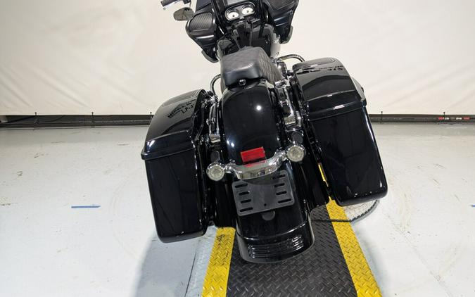 2019 Harley-Davidson® Road Glide® Vivid Black