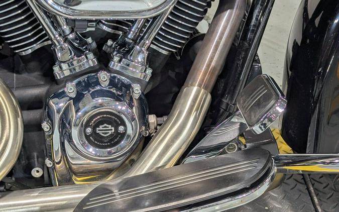 2019 Harley-Davidson® Road Glide® Vivid Black