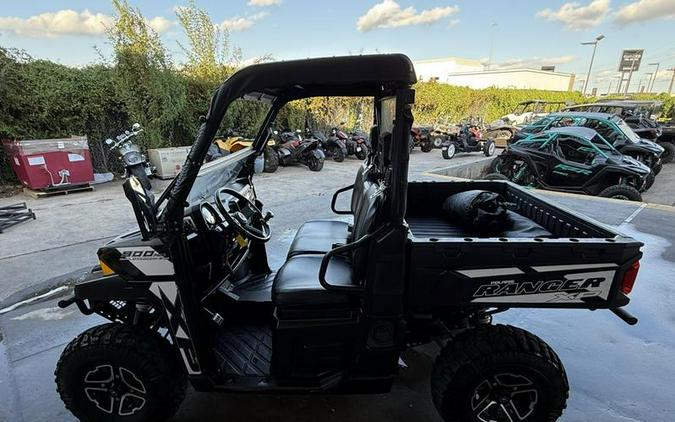 2015 Polaris® Ranger XP® 900 EPS Black Pearl