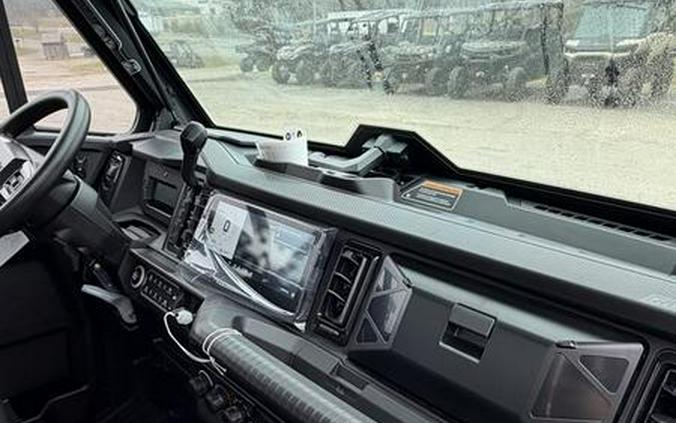 2026 Can-Am® Defender Limited HD11