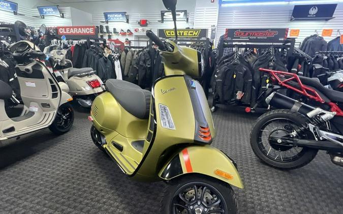 2024 VESPA GTS Super 300 Sport