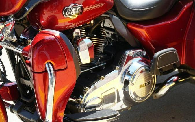 2013 Harley-Davidson® FLHTCUTG - Tri Glide® Ultra Classic®