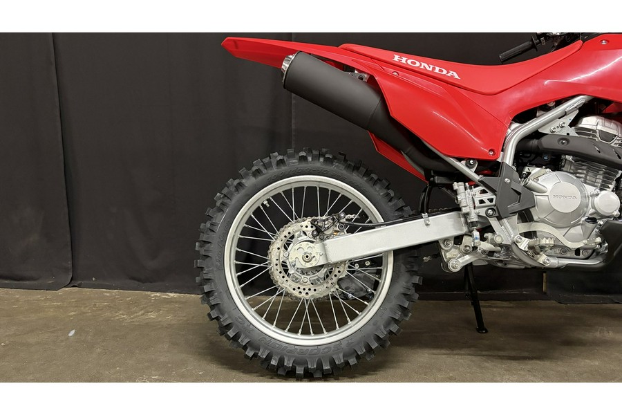 2026 CRF300F - Honda
