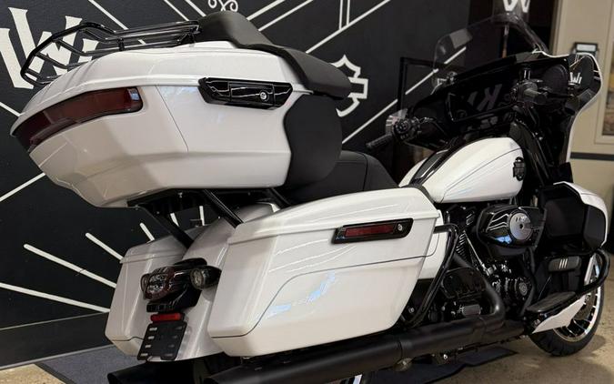 2026 Harley-Davidson® FLHXL - Street Glide® Limited