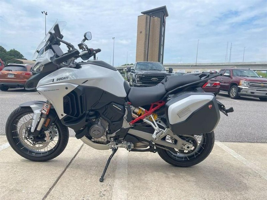 2023 Ducati Multistrada V4S Iceberg White - Spoked Wheels