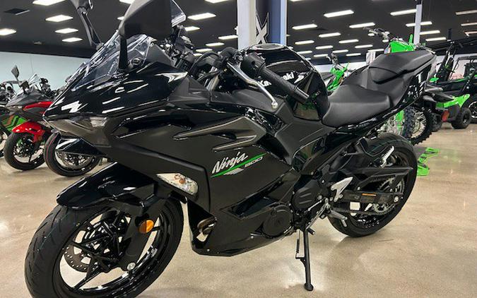 2024 Kawasaki NINJA 500