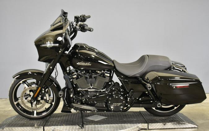 2024 Harley-Davidson Street Glide