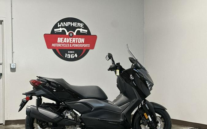 2026 Yamaha XMAX™ Base