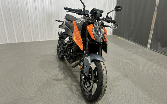 2024 KTM Duke 250