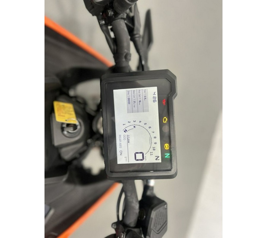 2024 KTM Duke 250