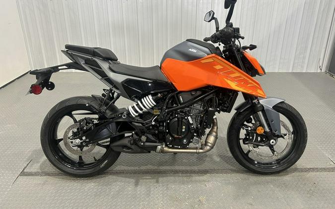 2024 KTM Duke 250