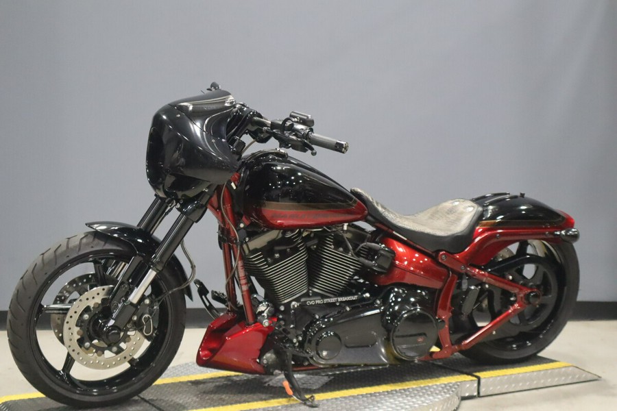 2017 Harley-Davidson CVO Pro Street Breakout